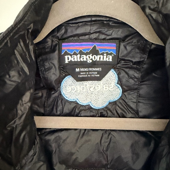Patagonia jacket - Salesforce branded - Picture 3 of 5